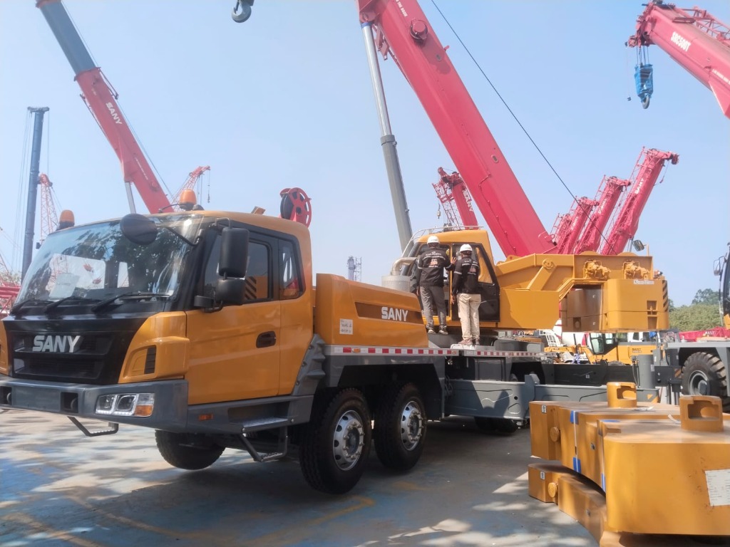 Management Walkthrough PHR Duri & Crane Safety Inspection